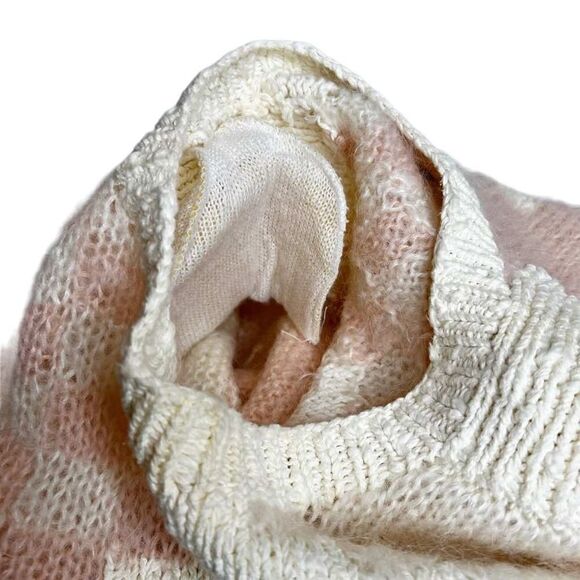 FIA Italia vintage pink and cream crew neck sweater with Pom Poms size S - Picture 12 of 16